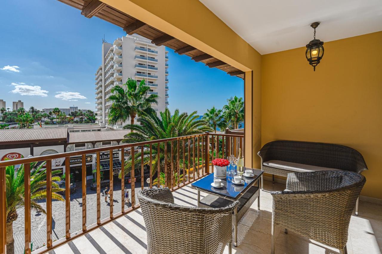 Amazing 3 Bedroom Apartment On The First Line Of The Best Las Americas Beach, Air Conditioner And Terrace Ocean View Playa de las Americas  Bagian luar foto